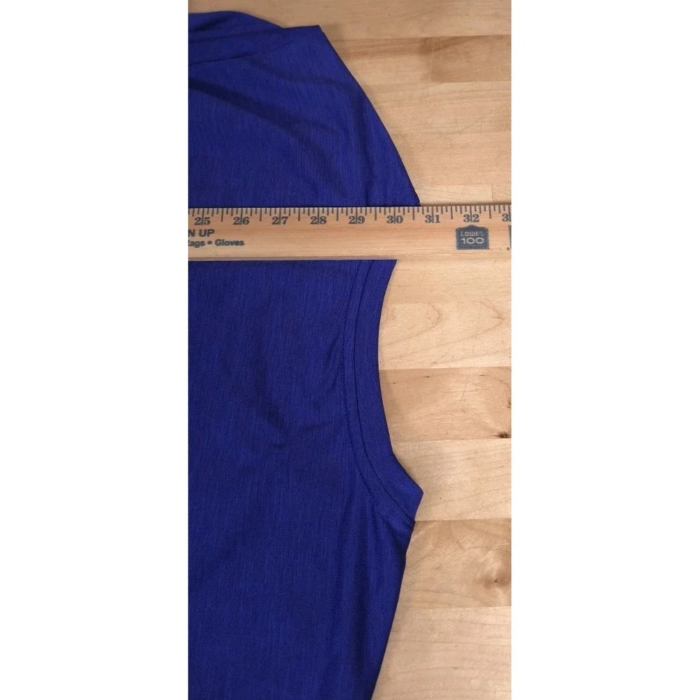 The North Face Mens Short Sleeve Flash Dry TShirt Crew Neck Optic Blue 2XL
